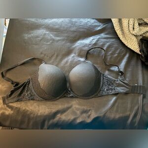 Black 32DDD Victoria Secret Bra